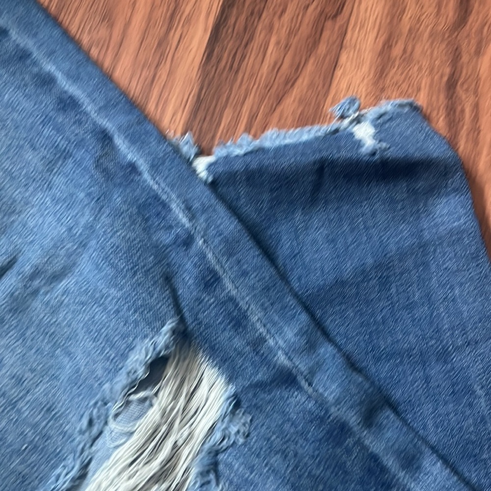 Juniors SO Mom Jeans - Picture 4 of 9
